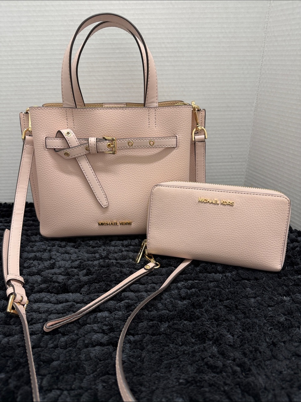 Michael Kors Pebbled Leather Tote and Wristlet wallet in Pale Pink